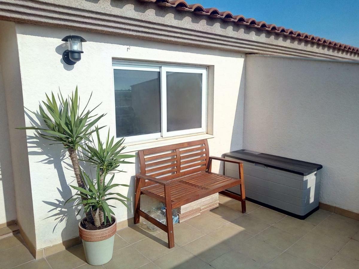 Apartament Deltament Делтебре Екстериор снимка