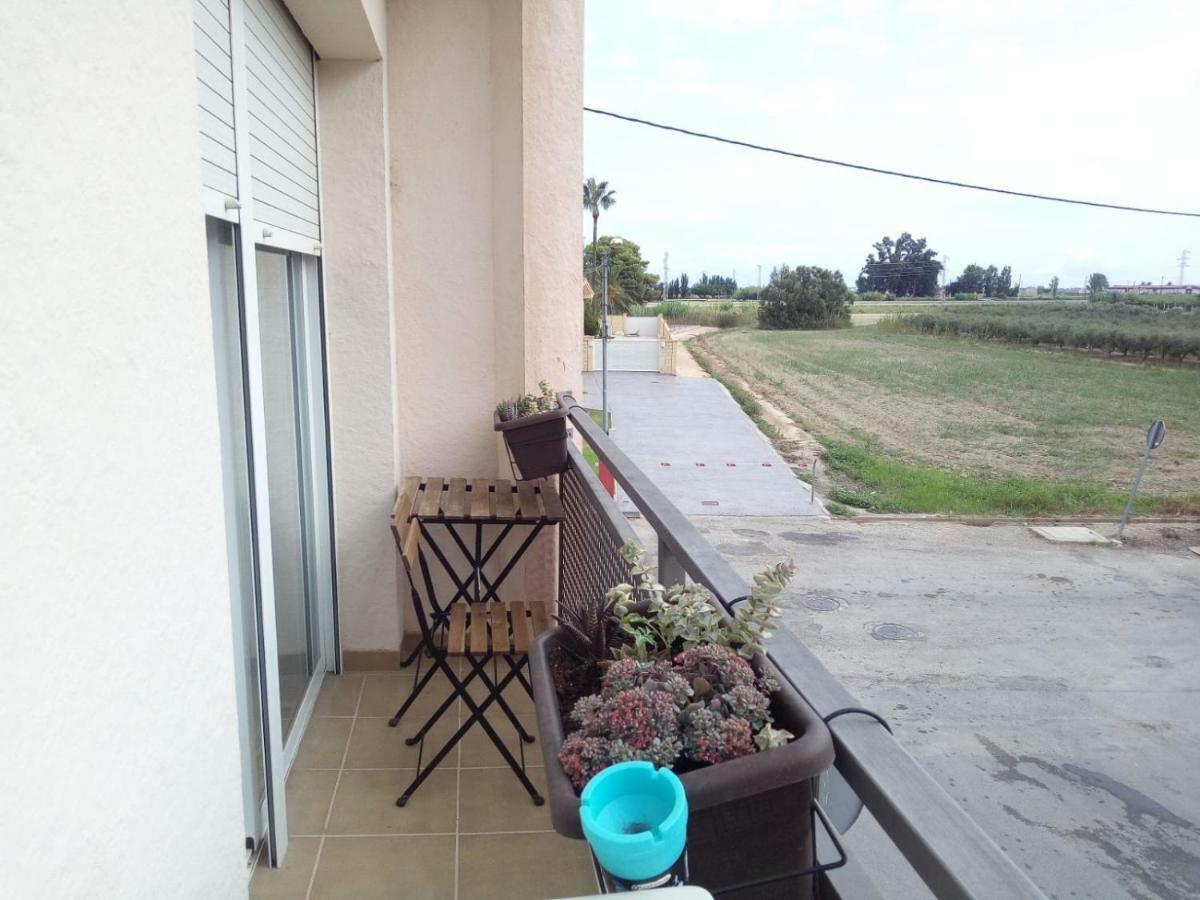 Apartament Deltament Делтебре Екстериор снимка